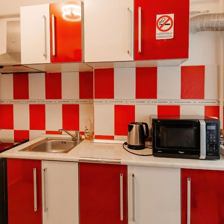 Luxury Radox Apartment Buzau City Center Buitenkant foto